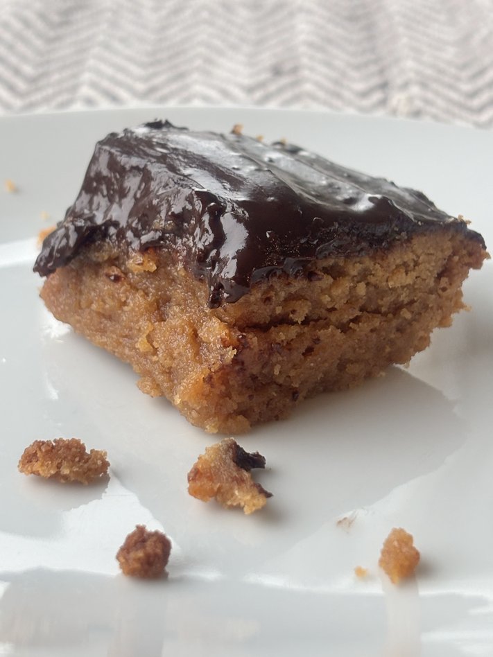 Easy Kid-Friendly Gluten-Free Peanut Butter Squares