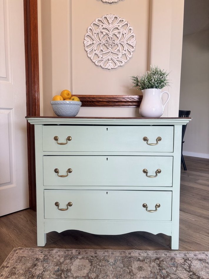 Refinishing an Antique Dresser with Chalk Paint